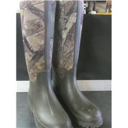 Red Head Boy's boots size 4