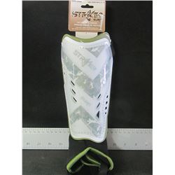 New Striker Euro Soccer Shin Guards / youth 6-12