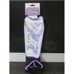 New Striker Euro Soccer Shin Guards / Pee-Wee 3-5