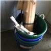 Image 1 : 4 Tubs & Seat Cover + More