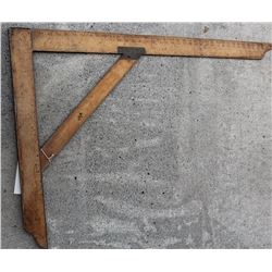 Large scale Carpenter's Square