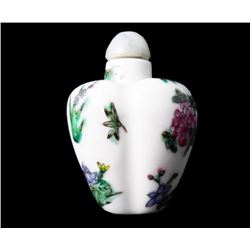 Chinese Hand Painted Porcelain Melon Snuff Bottle
