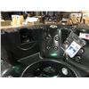 Image 3 : CAL SPAS TRANQUILITY 7' X 7' HOT TUB WITH 40 HALO SS JETS, 3 PILLOWS, 5.5 KW HEATER,