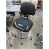 Image 1 : Chairlines Adjustable Height Task Chair