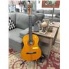 Image 1 : Contessa Acoustic Guitar with Bag