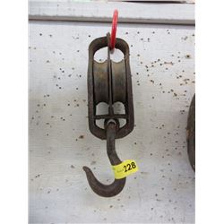 Vintage Metal Pulley