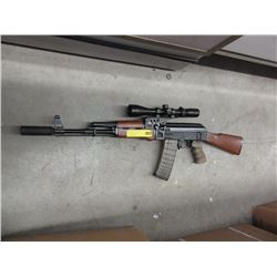 Folding Airsoft with Scope & Banana Clip