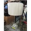Image 1 : Acrylic Base Table Lamp with Shade