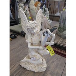 12" Tall Resin Garden Statue - 8" Diameter
