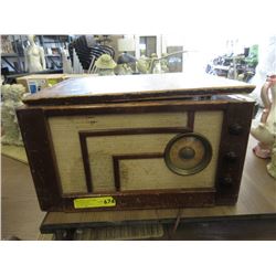 Vintage General Electric Parlour Radio