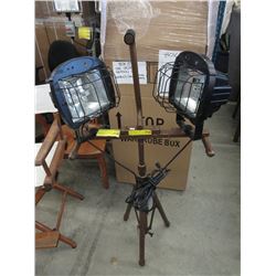 Halogen Work Lights on Metal Tripod Stand