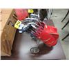 Image 1 : Rolling 12" Tall Golf Cart with Clubs