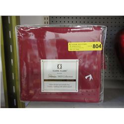 New Queen Size 3 Piece Duvet Set - Red
