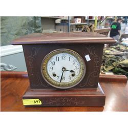 Vintage Wood Mantle Clock