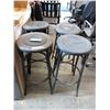 Image 1 : 4 Metal 29" Stools