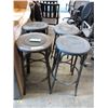Image 1 : 4 Metal 29" Stools