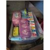 Image 1 : Tote of New Sponges & Facial Tissues