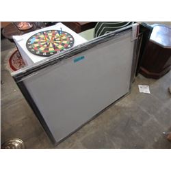 2 White Boards - 3 Feet x 4 Feet