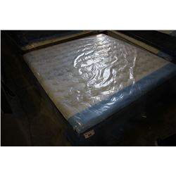 KING SIZE PILLOWTOP MATTRESS