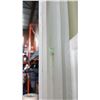 Image 4 : 6 TO 8 FOOT X 4 FOOT SHEETS OF 1/4 INCH MATTE LEXAN
