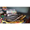Image 2 : TOTE OF LIGHTS AND HOSES
