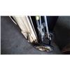 Image 3 : GOLF CLUBS WITH CART
