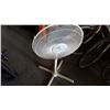 Image 1 : OCEAN BREEZE FLOOR FAN
