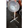 Image 3 : OCEAN BREEZE FLOOR FAN