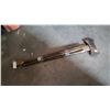 Image 1 : AXE AND BREAKER BARS