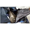 Image 2 : REEBOK ROLLING BAG AND BLACK BAG W/ OUTDOOR GOALIE PADS