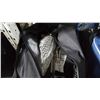 Image 3 : REEBOK ROLLING BAG AND BLACK BAG W/ OUTDOOR GOALIE PADS