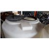Image 2 : 150 GALLON CONTAINER ON STAND