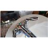 Image 2 : ROUND LAVATORY STERLING SINK WITH TAP AND DRAIN