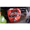 Image 1 : HUSKY 1.5 GALLON AIR COMPRESSOR