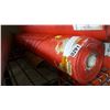 Image 1 : 38" BY 150 ROLL OF PLASTIC MESH