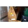 Image 2 : WOOD TOOL BOX