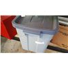 Image 1 : TOTE OF TOOL SUPPLIES