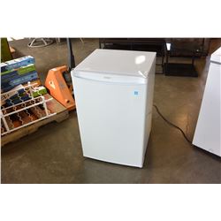 WHITE DANBY BAR FREEZER