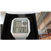 Image 2 : BRAND NEW DUAL TIME WATCH IN GIFT TIN