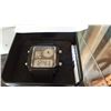 Image 2 : BRAND NEW DUAL TIME WATCH IN GIFT TIN