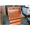 Image 3 : MAPLE DROPFRONT DESK