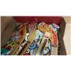 Image 2 : COLLECTIBLE BUTTONS AND MINI HOCKEY STICKS