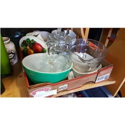 PYREX AND CORELLE MIXING BOWLS AND BAKEWARE