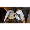 Image 2 : 2 STUFFED BUNNIES