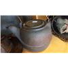 Image 2 : CAST IRON TEAPOT