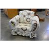 Image 2 : CHILDS ROCKING ARM CHAIR