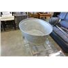 Image 2 : LARGE GALVANIZED WASH BIN