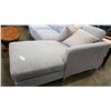 Image 5 : NEW MODERN GREY FABRIC 2 PIECE SECTIONAL SOFA RETAIL $1899