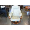 Image 1 : WHITE LEATHER ARM CHAIR