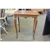 Image 2 : WALNUT QUEEN ANNE PARLOUR TABLE